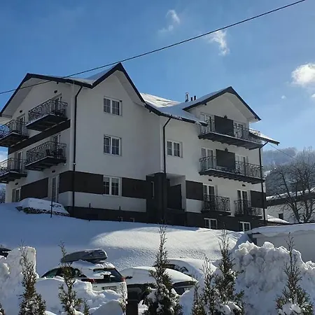 Pod Czyrna Apartment